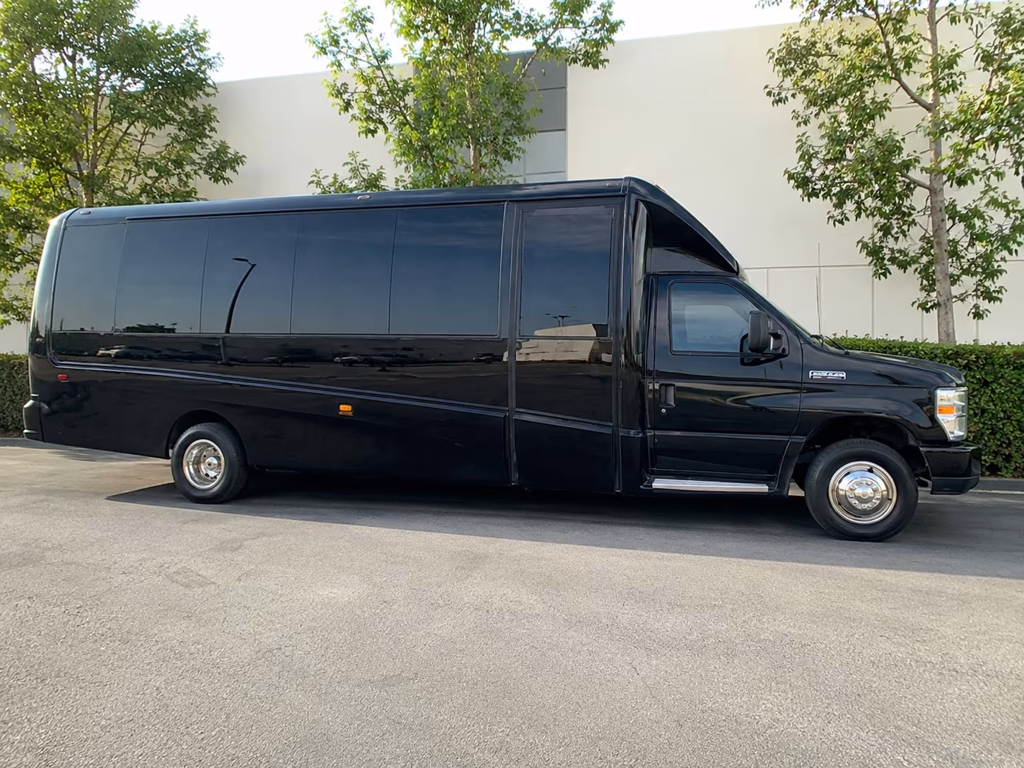 employee shuttle buses for south valley tech campuses and business parks