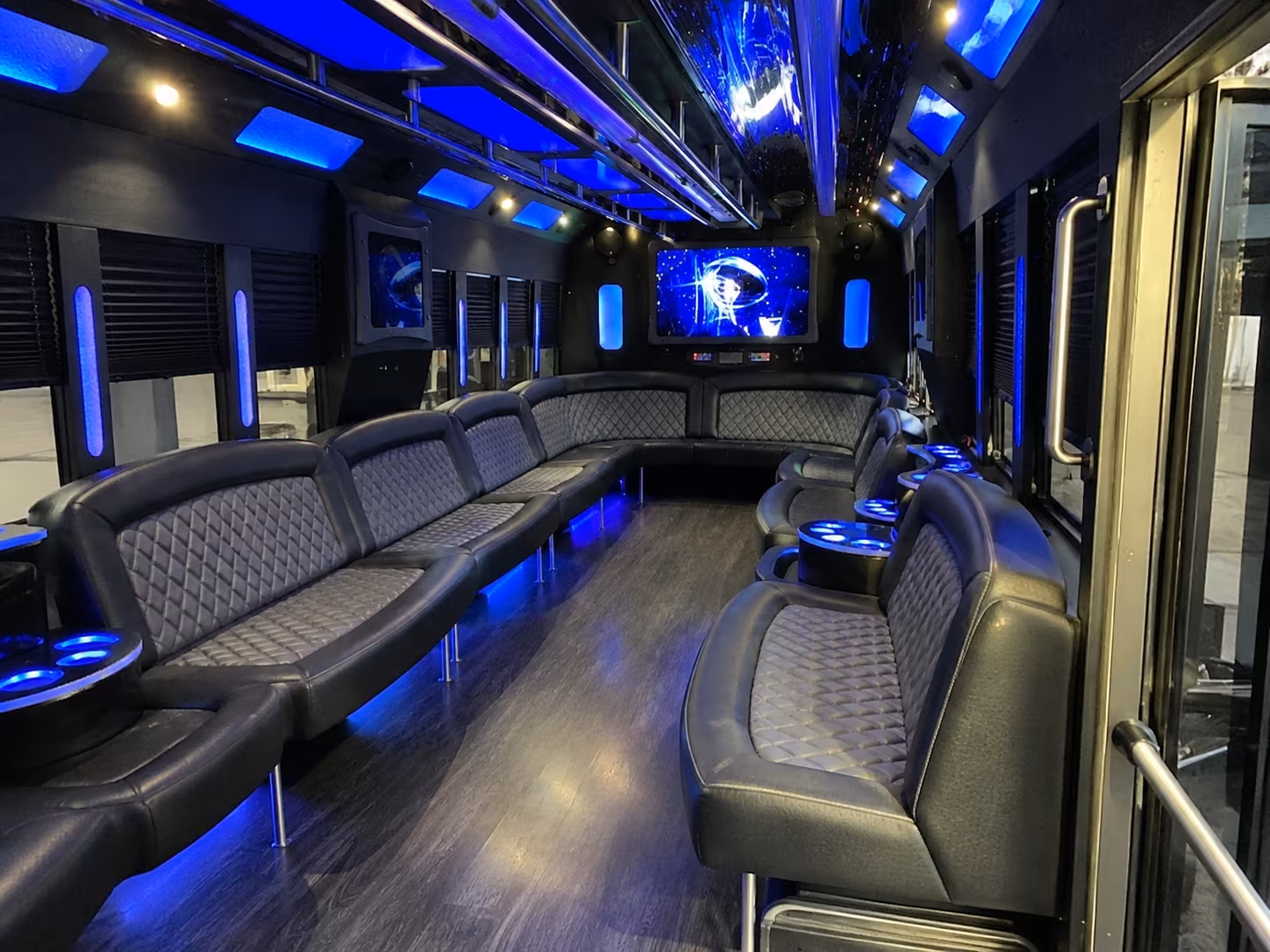gilroy 28 passenger party bus interior