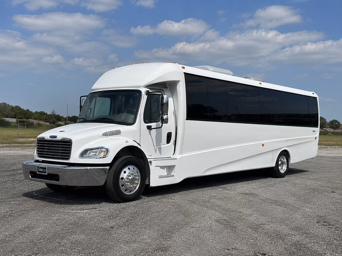 gilroy 50 passenger party bus