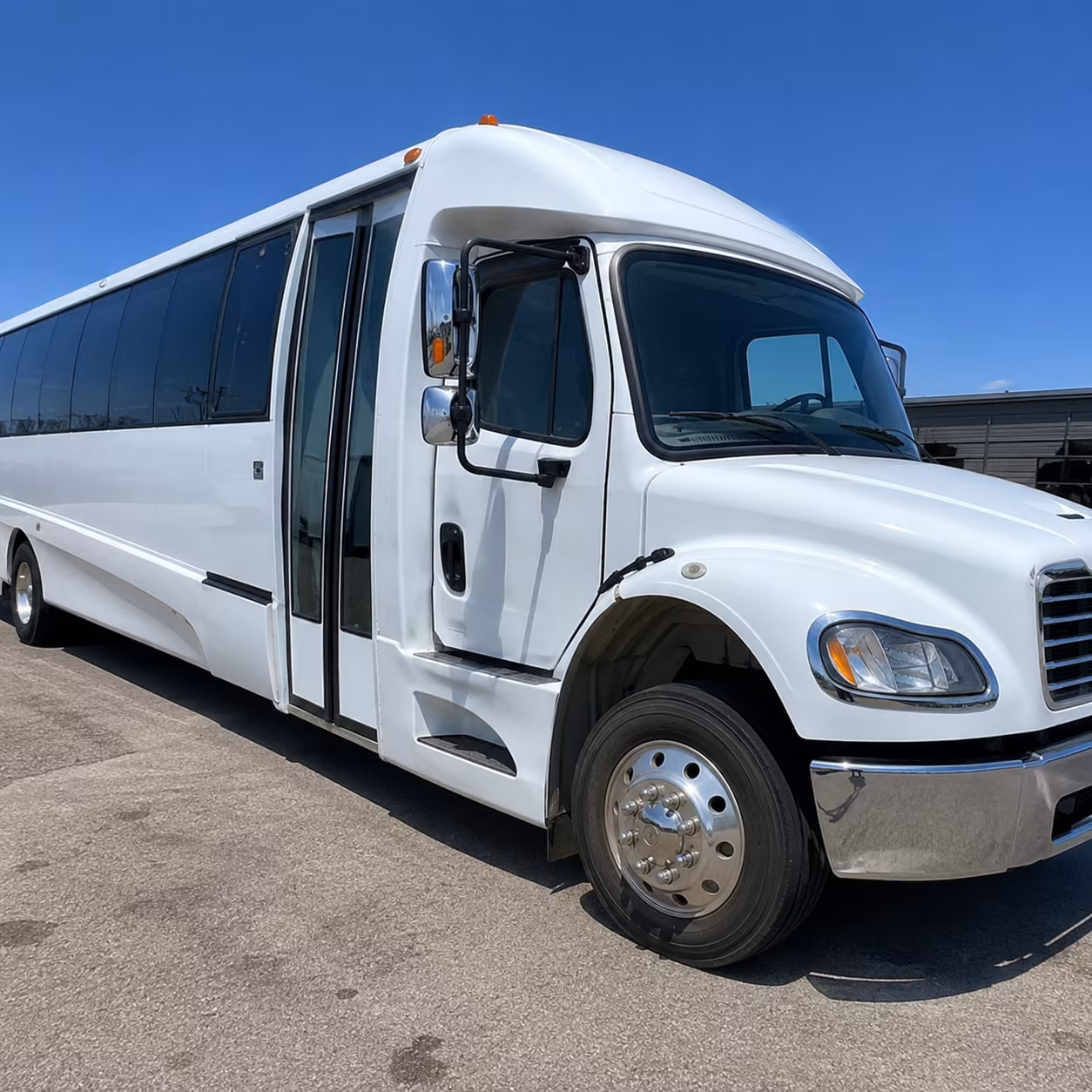 gilroy airport transportation