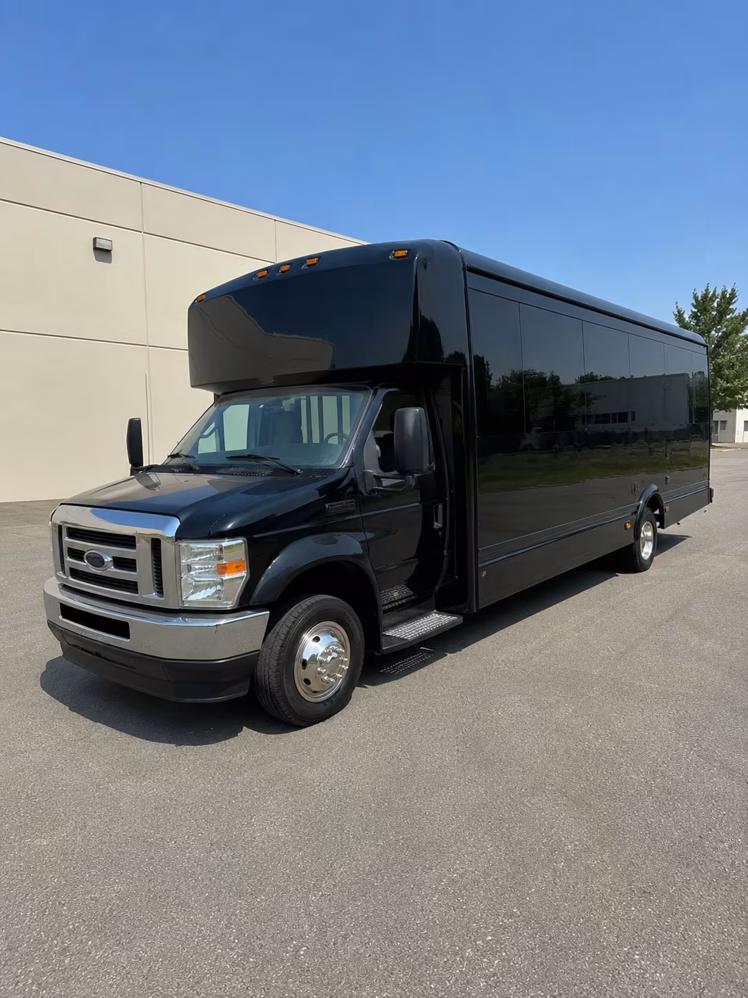 hecker pass winery tour party bus rental