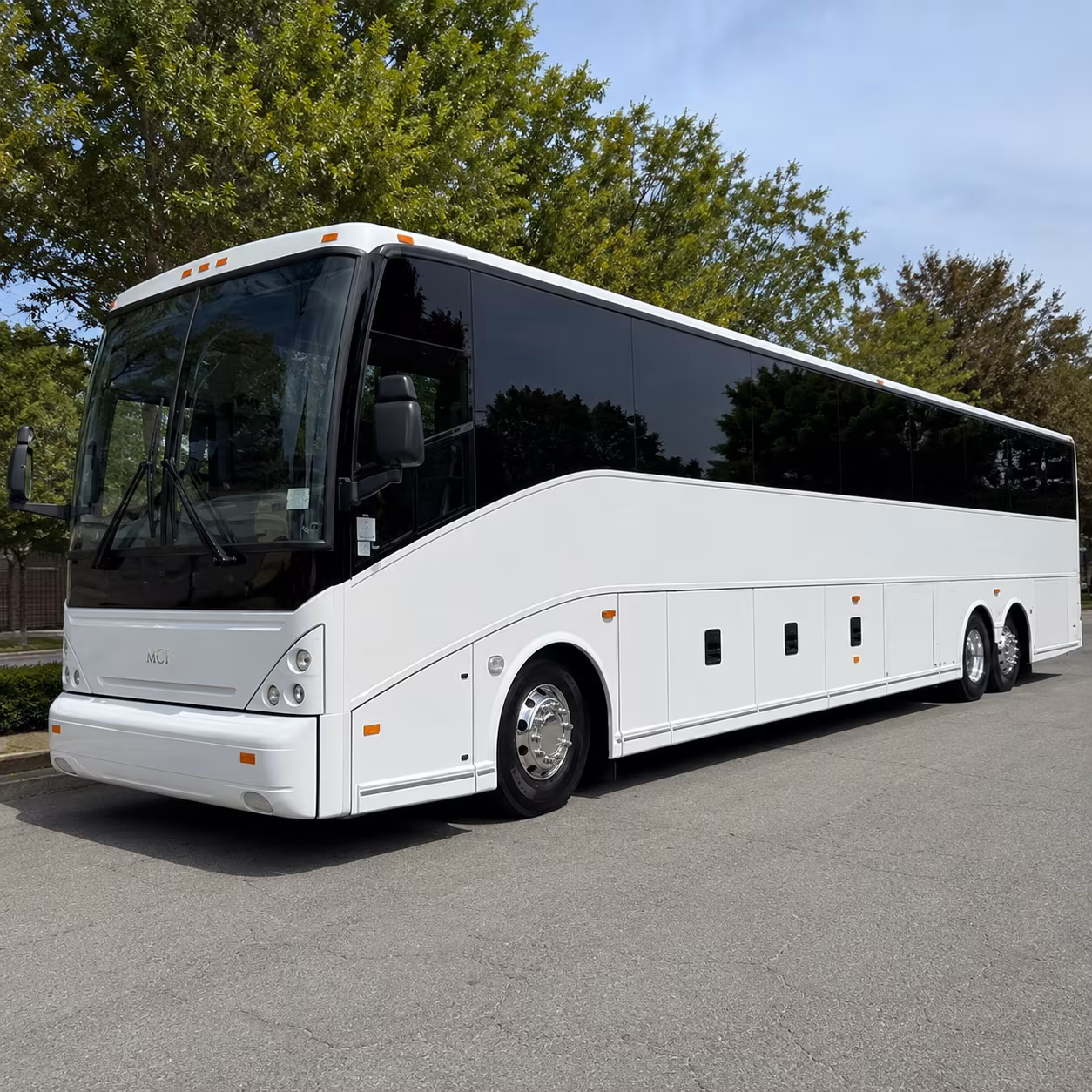 out of state charter buses from gilroy to arizona oregon and beyond